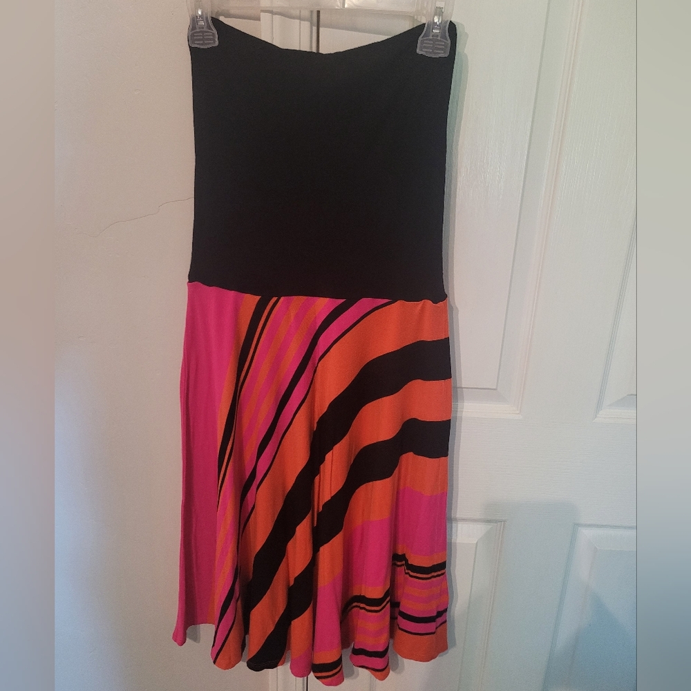 Versatile Flair Strapless Dress/Skirt Med